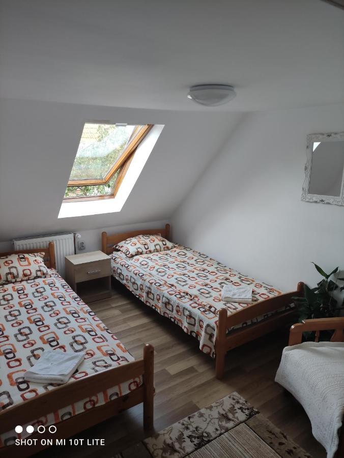 Rita Vendeghaz Apartment Ciumani Bagian luar foto