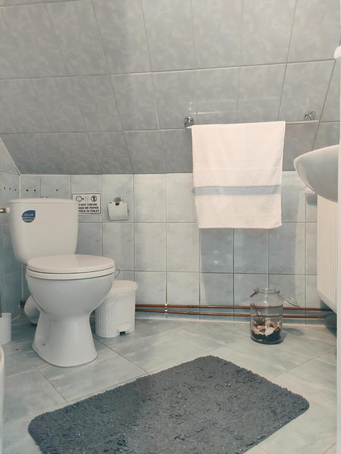 Rita Vendeghaz Apartment Ciumani Bagian luar foto
